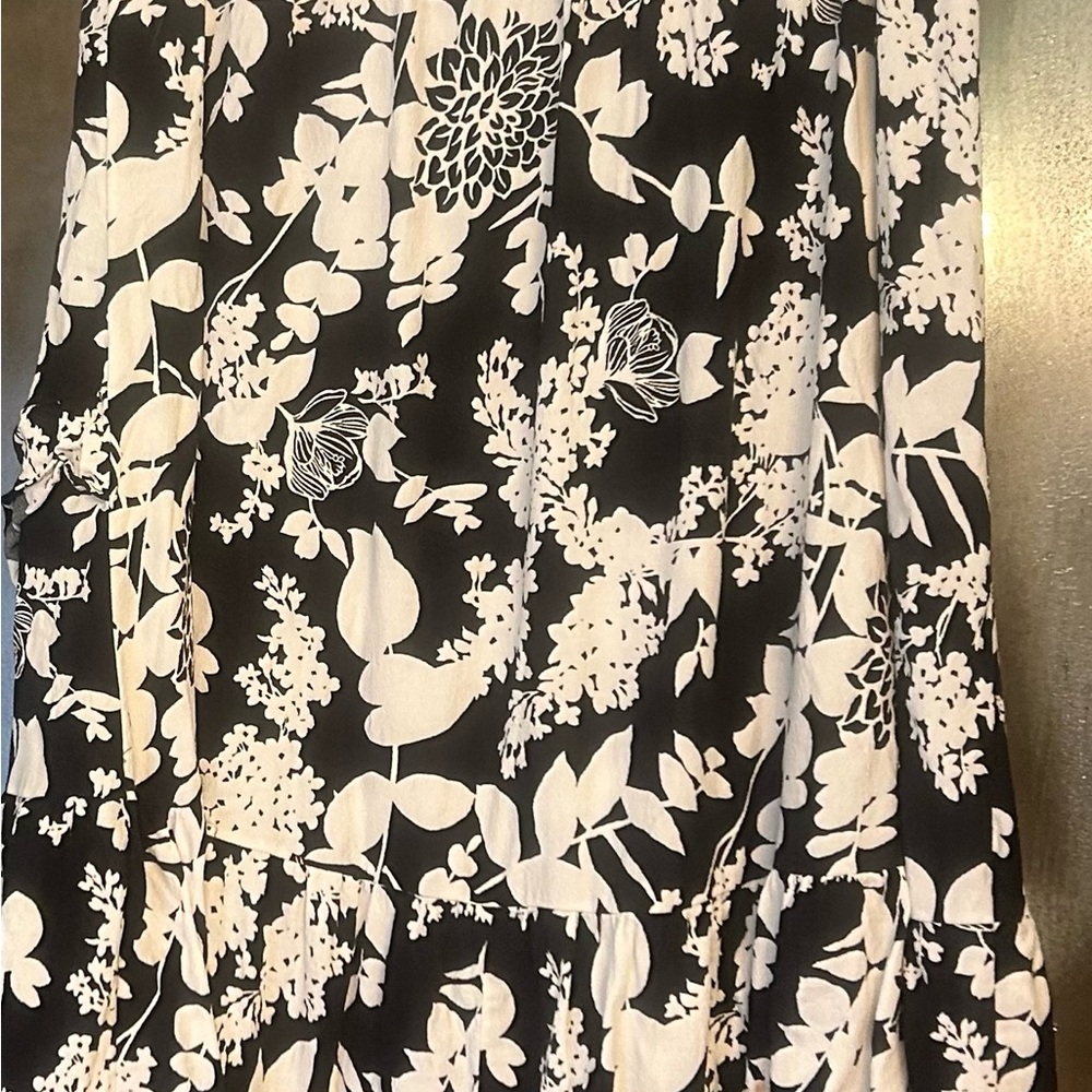 Talbots Black and White A-Line Tiered Skirt